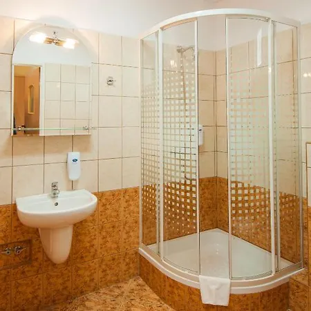 Malta Готель Познань